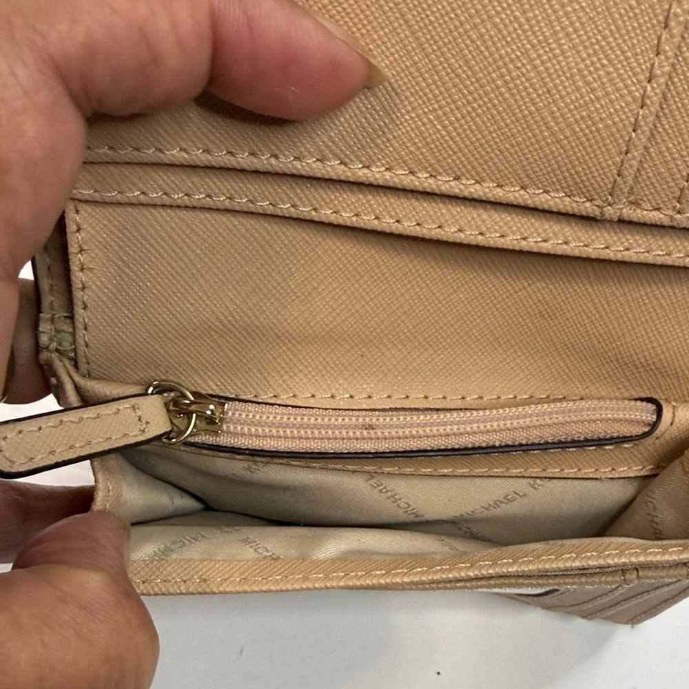 Michael Kors Beige Card Holder